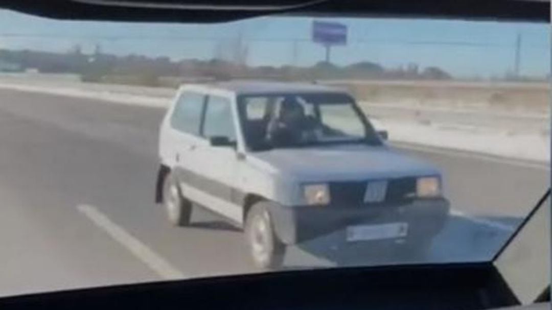 Lemar, Vrsaljko y Carrasco, en el Fiat Panda 4x4