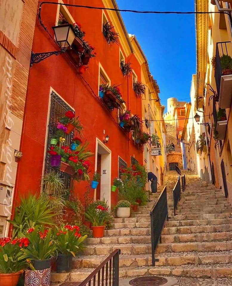 Calle típica de Biar