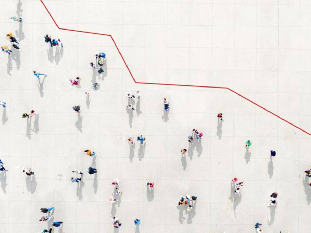 El paro bajó en Castilla-La Mancha en 5.075 personas