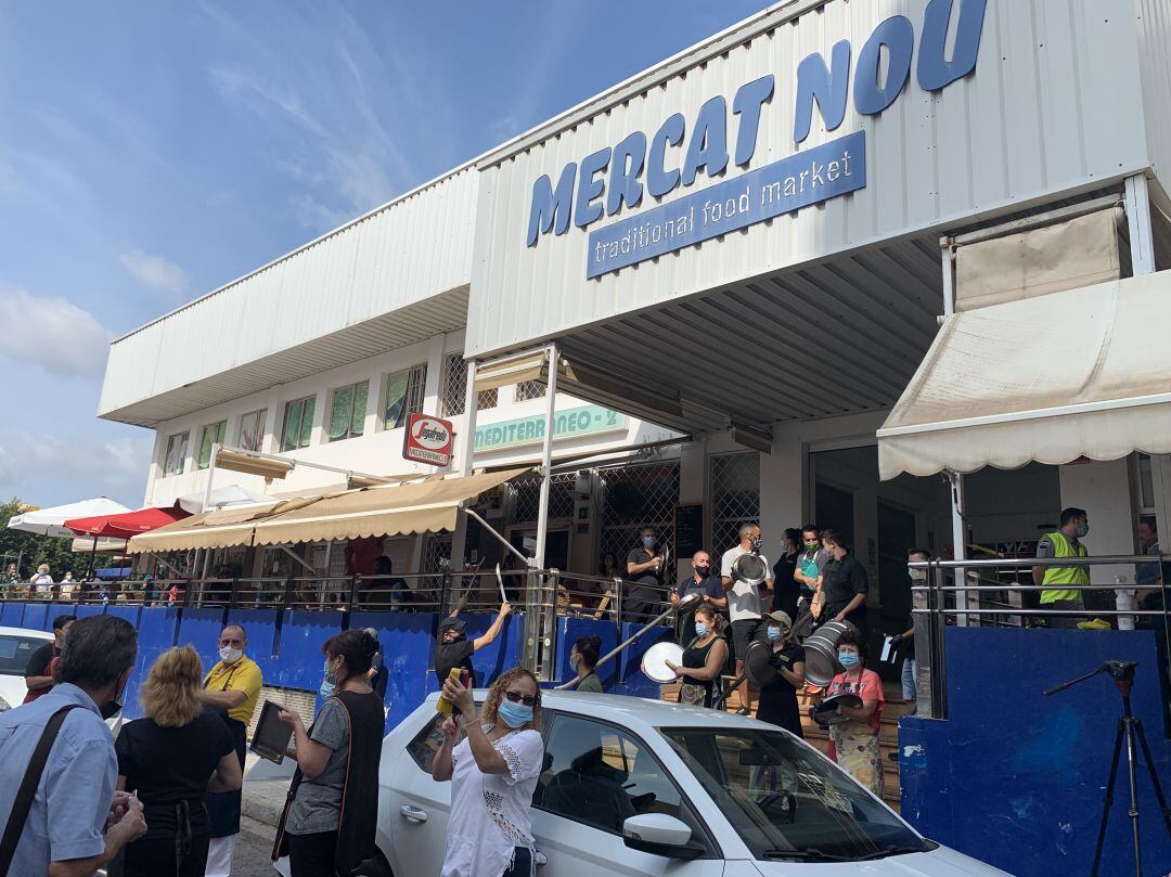 Protesta en el Mercat Nou