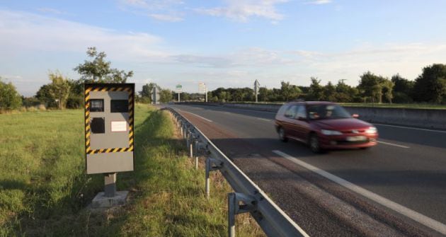 Imagen de archivo de un radar fijo