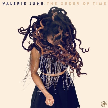 Portada de The order of time, el nuevo trabajo de Valerie June