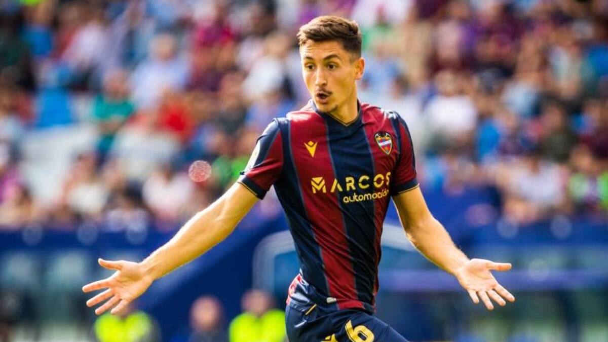 Pablo Martínez no viaja a Gijón ante la expectativa de ser traspasado