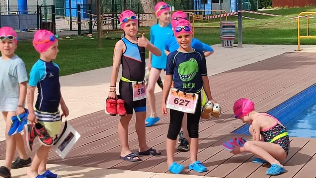 Los pequeños del SBR Triatlón Elda en el Acuatlón Montemar