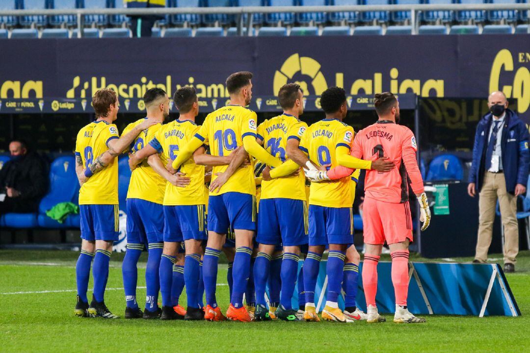 Cervera podría hacer cambios en la alineación de este domingo