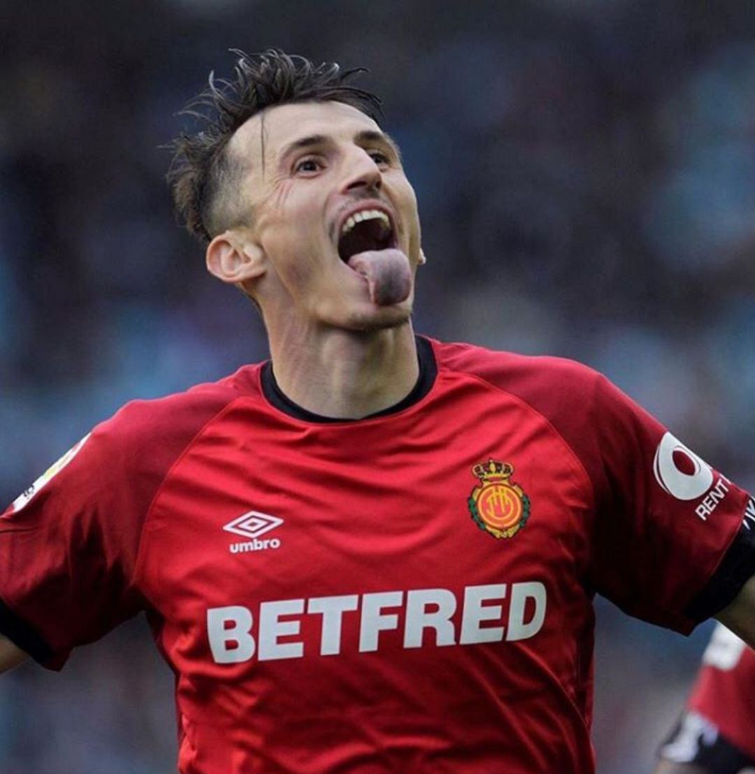 Ante Budimir tras marcar un gol con el RCD Mallorca