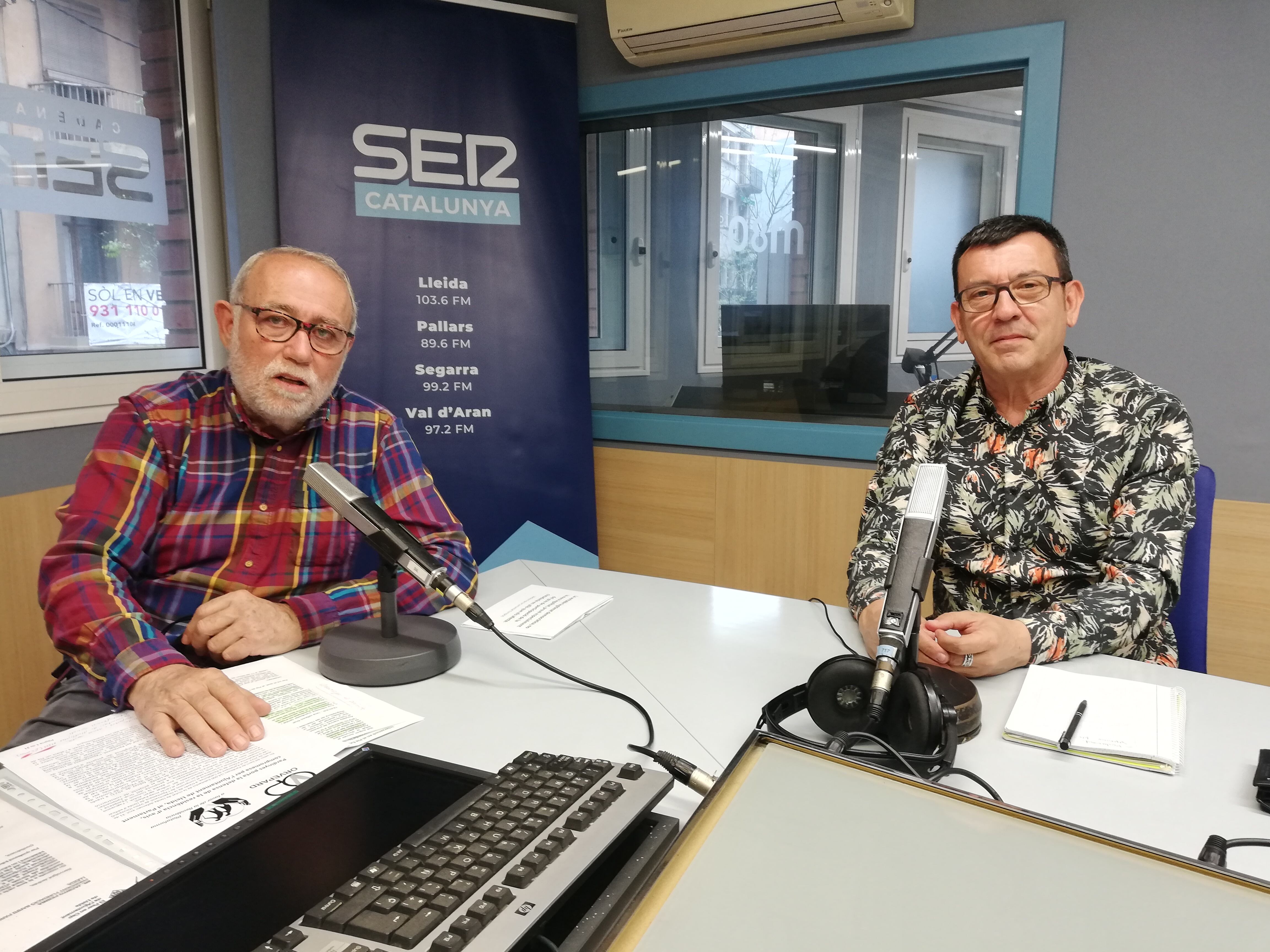 Paco Castillo i Joan Carles Carranza, dos dels portaveus de la plataforma en favor d'una residència al barri de Pardinyes.