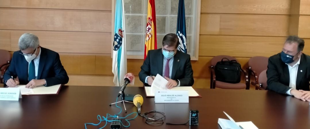 Firma del Convenio entre la UDC y la Autoridad Portuaria Ferrol-San Cibrao