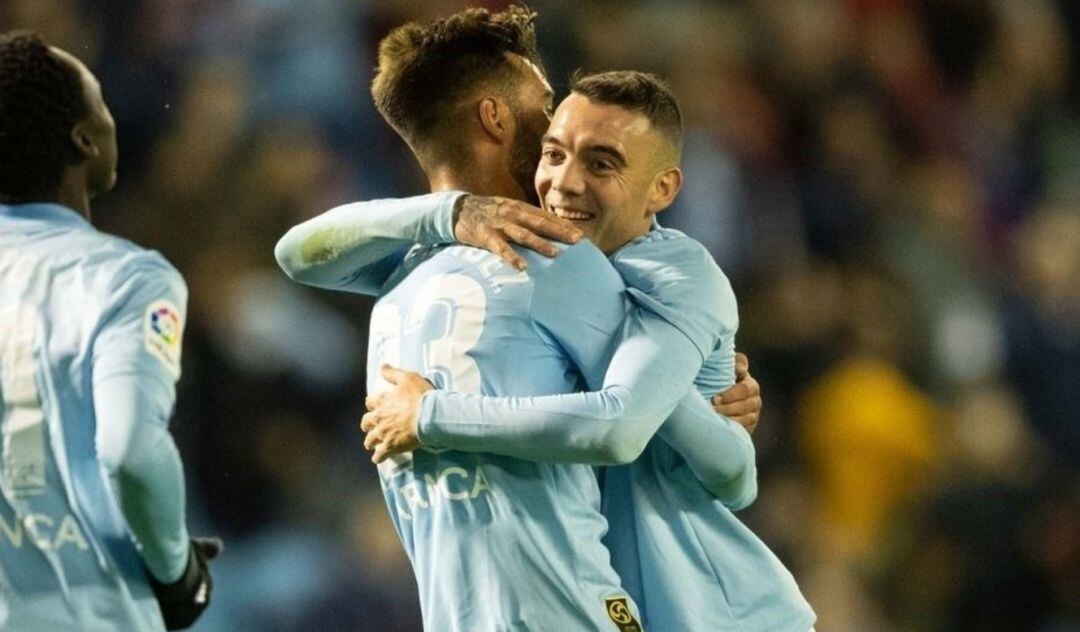 Aspas celebra un gol con el Celta