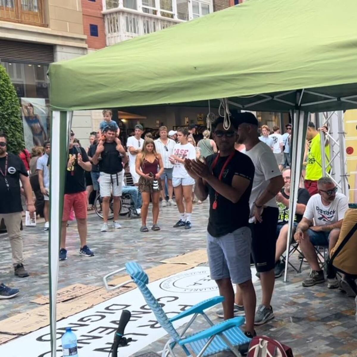 Una veintena de trabajadores de las auxiliares de Navantia inicia una huelga de hambre tras la primera negociación con la patronal