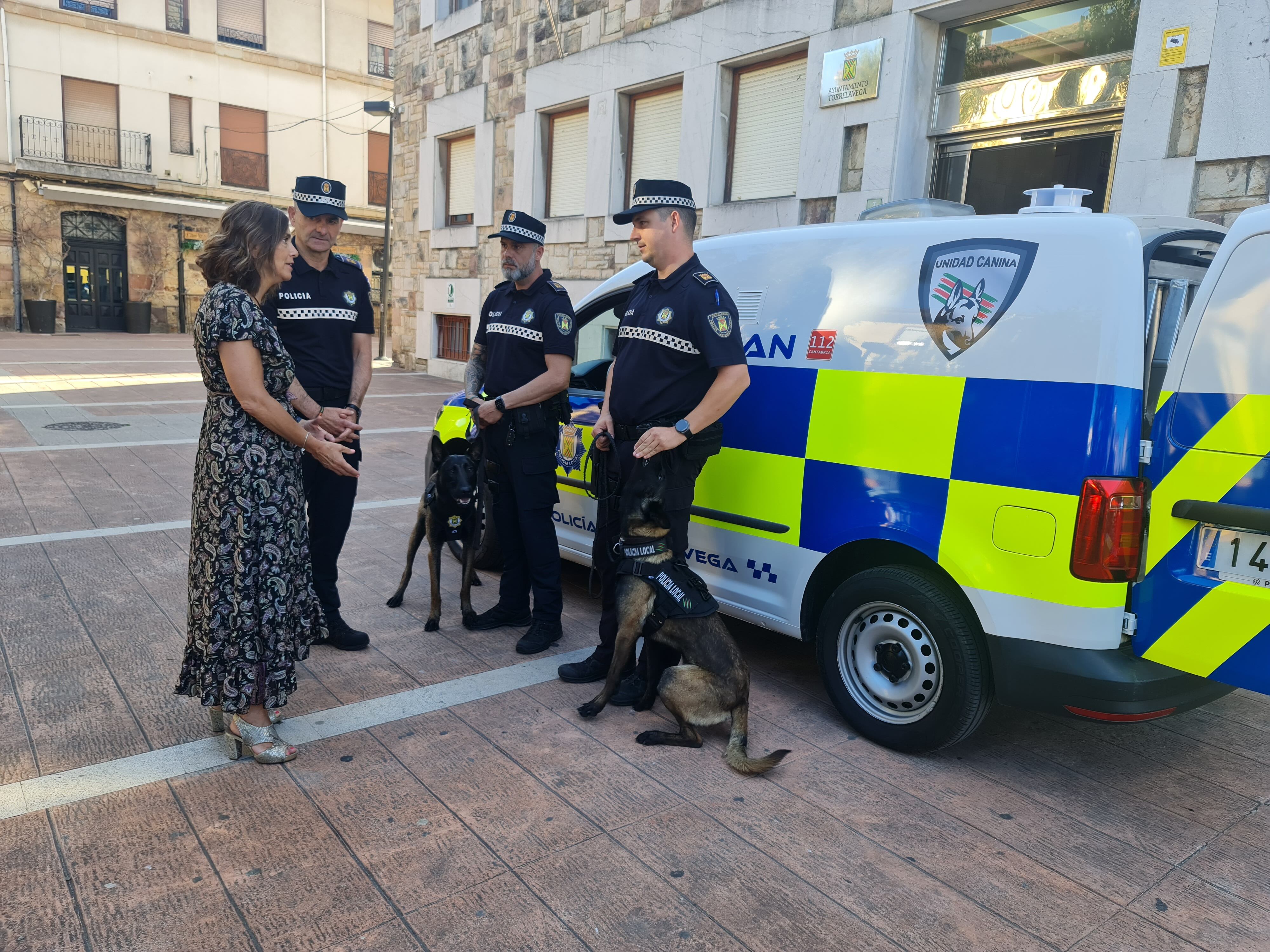 Presentación de la Unidad Canina de la Policía Local de Torrelavega