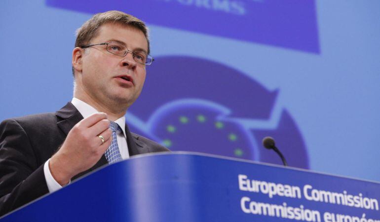 El comisario para el euro, Valdis Dombrovski.