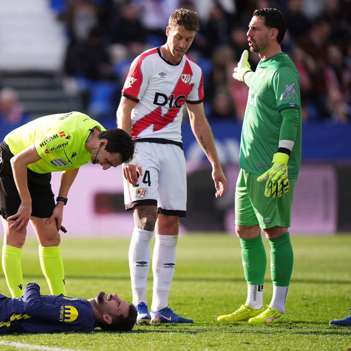 LALIGA FANTASY: jugadores sancionados y lesionados para la jornada 25 y posibles sustitutos