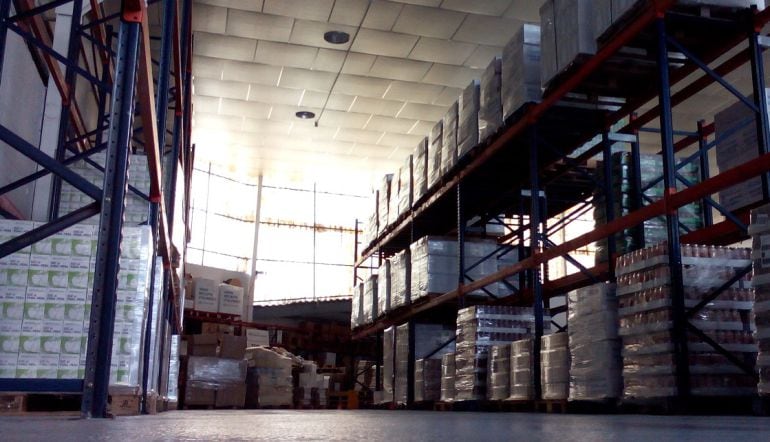 El magatzem tornar a estar força buit. Falta, sobretot, proteïna animal.