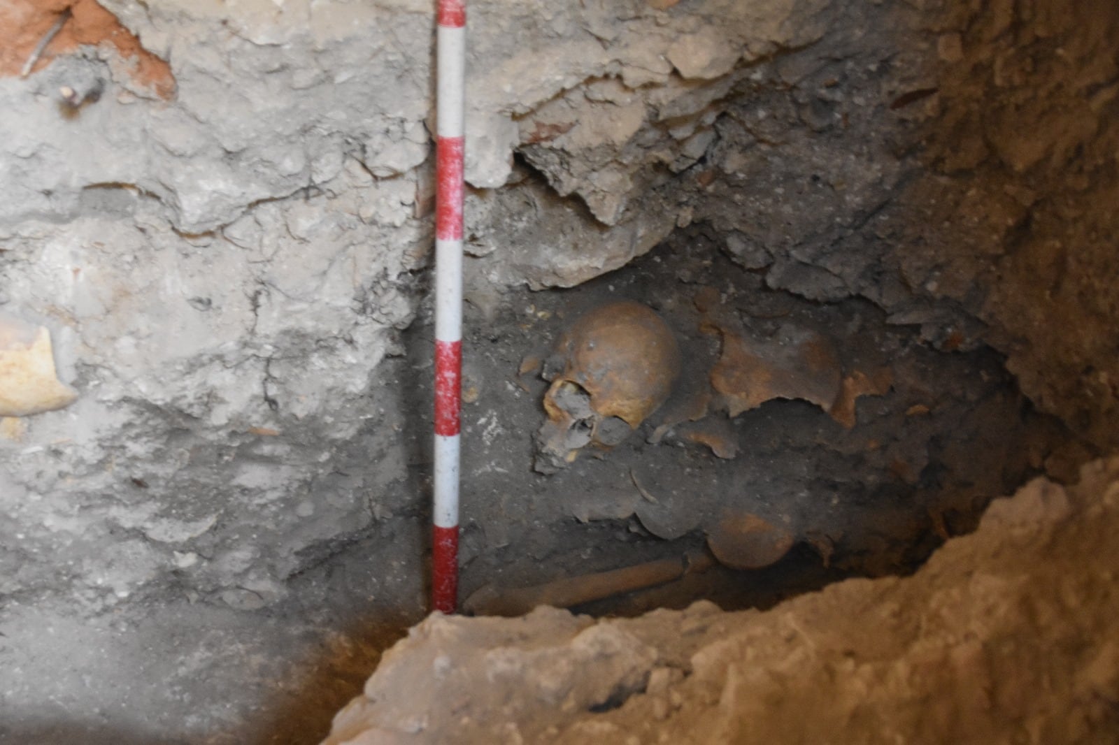 Restos encontrados en el subsuelo de la antigua parroquia de San Juan de Cuenca, hoy desaparecida