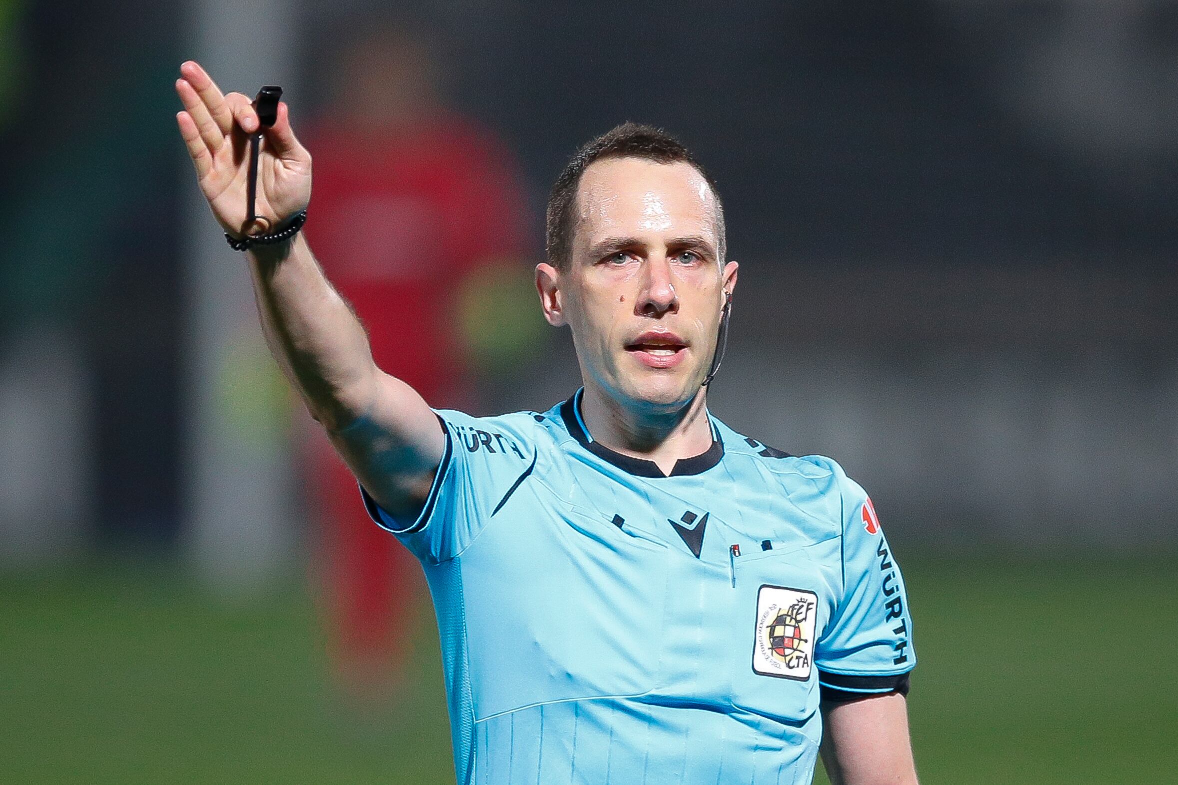 Aitor Gorostegui, durante un partido de la Segunda División española