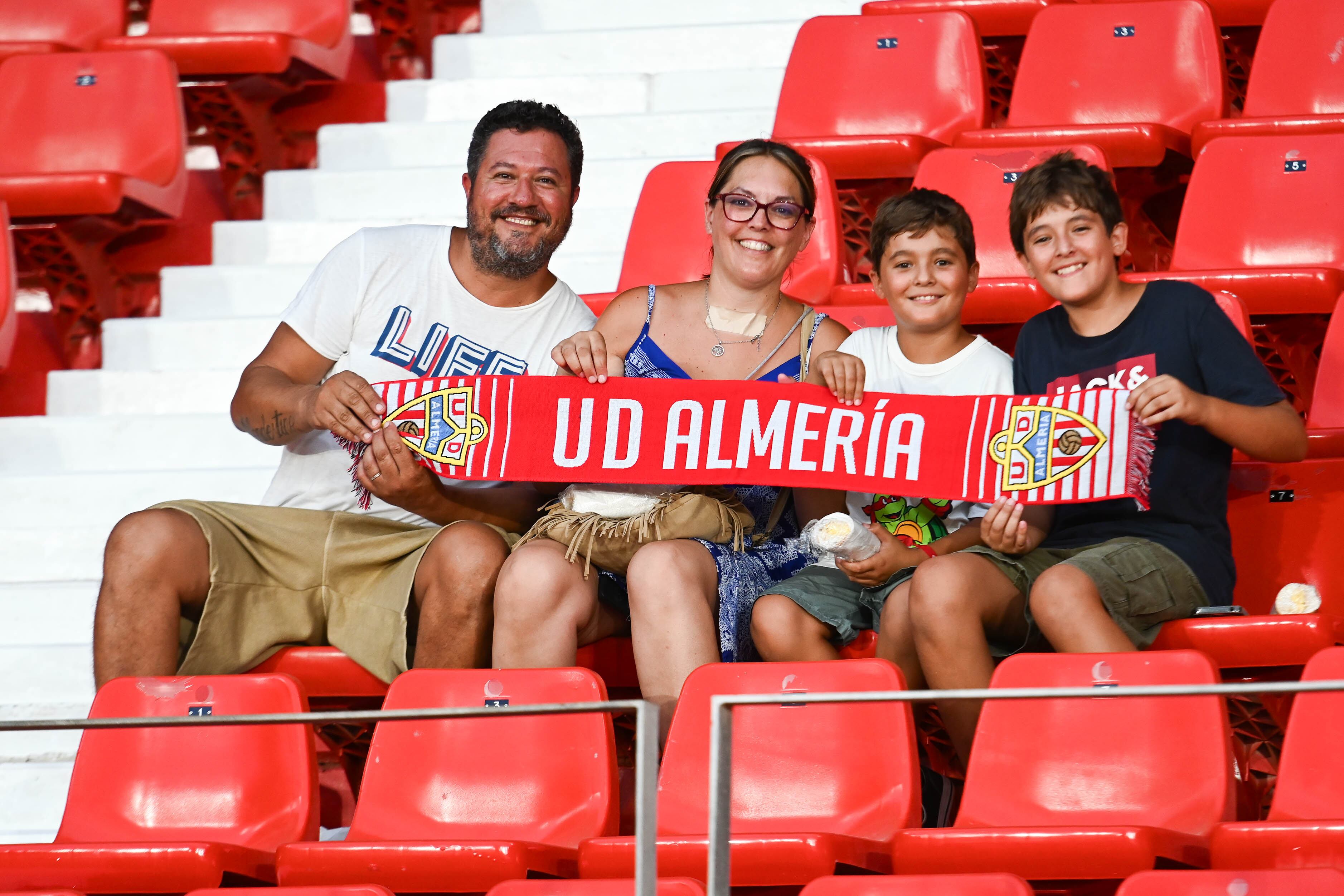 Aficionados del Almería.