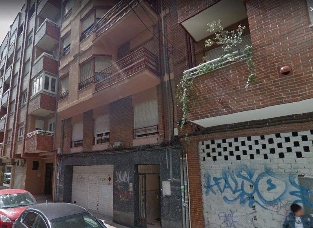 El cadáver fue localizado en una vivienda de la calle Obispo Almarcha