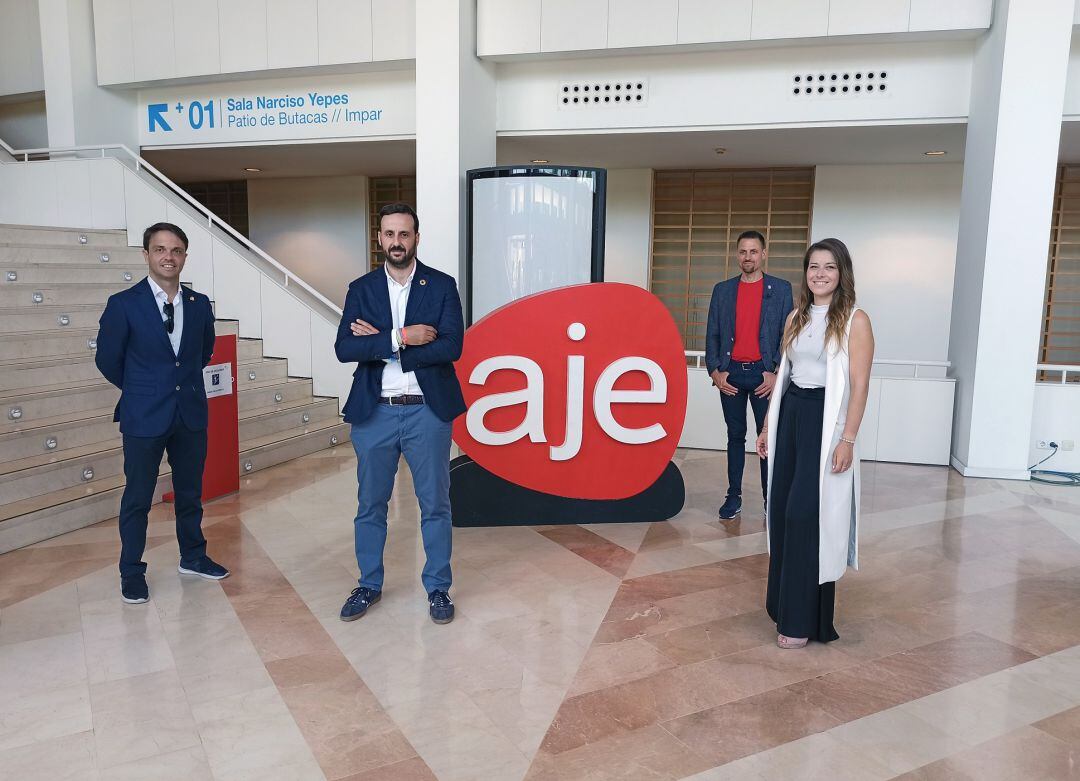 Ginés Ángel García ha sido reelegido presidente de AJE