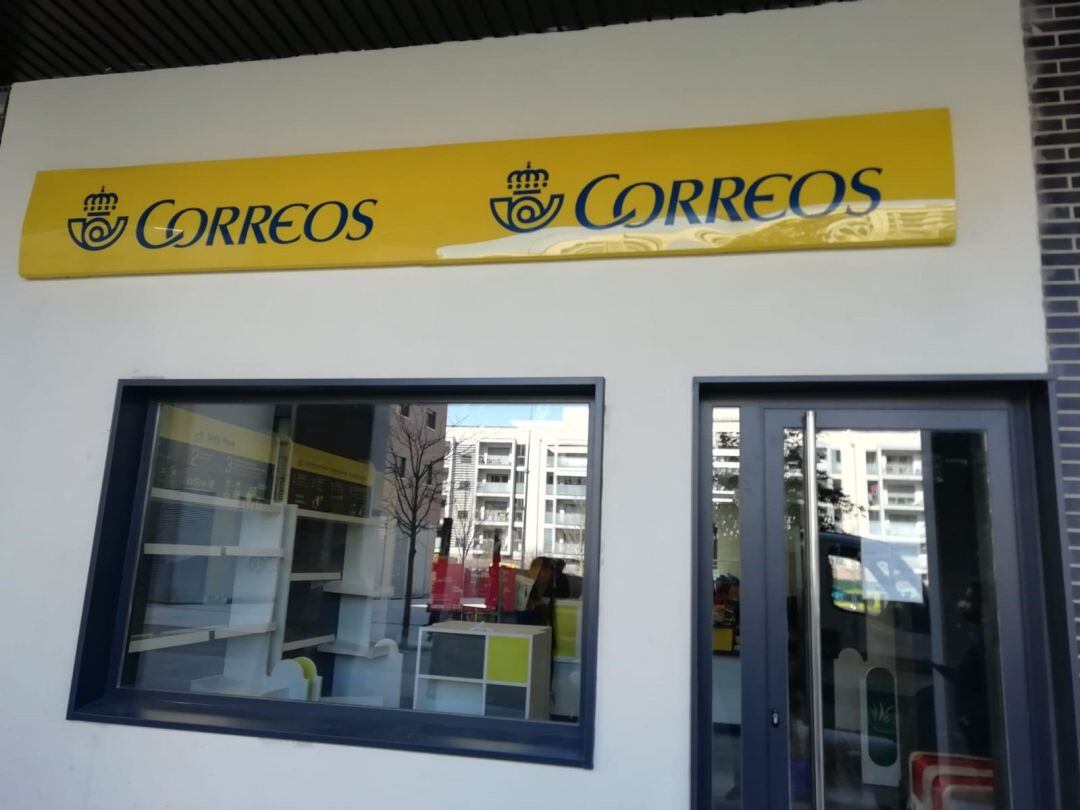 Correos atiende a más de un millón de ciudadanos en dos días tras ampliar el plazo del voto por correo