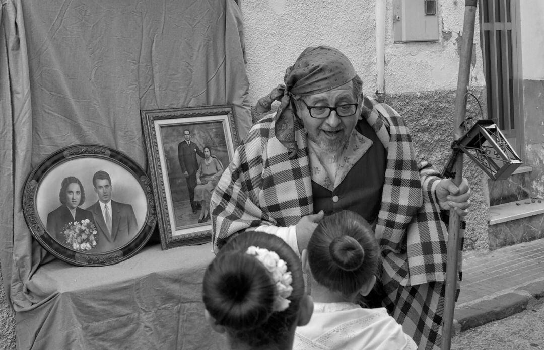 El presidente de la Diputación de Castellón, José Martí, participando en &#039;Suera, un poble al carrer&#039;