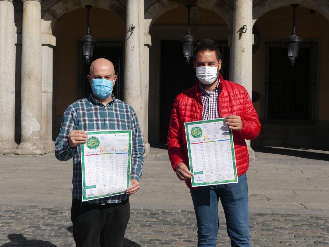 Ángel Galindo, concejal Medio Ambiente, y Alberto Díez, coordinador Segovia Educa en Verde