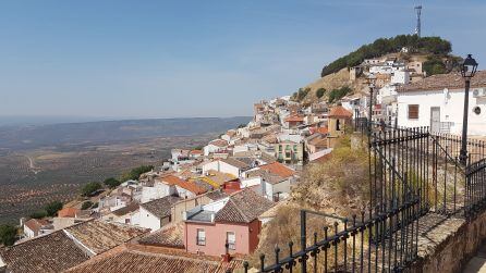 Vista de Chiclana de Segura.