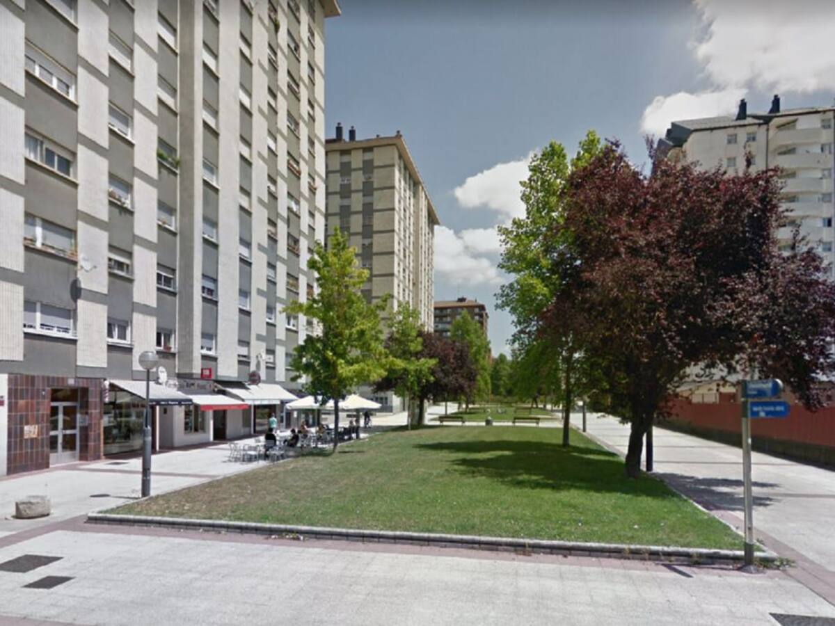 LOS Y LAS VECINAS DE SANSOMENDI MUESTRAN SU DISPOSICIÓN A HACERSE PCR