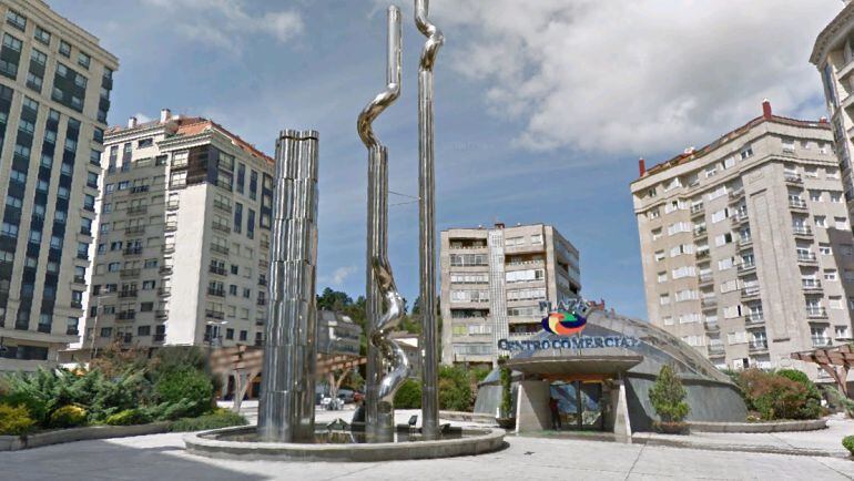 Imagen de la Plaza Elíptica de Vigo en donde se sitúan los cines en los que impidieron la entrada de la niña diabética de 6 años