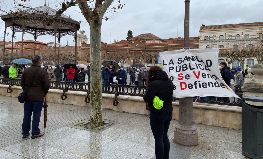 Manifestación convocada por la Plataforma por la Sanidad Pública de Alcalá de Henares. 