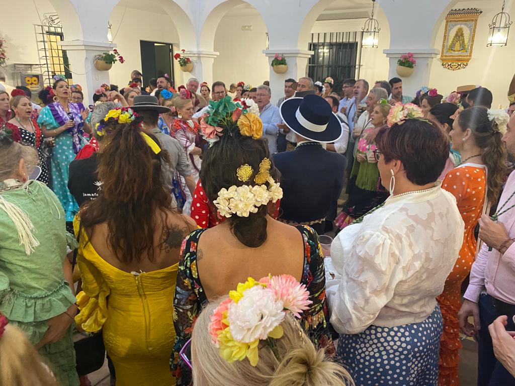 Coro de Almonte en la Hermandad Matriz.