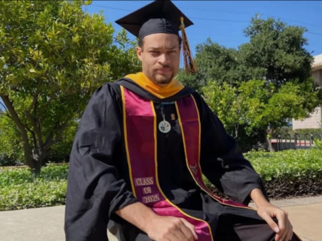 Foto extraída del perfil de LinkedIn de Cole Tomas Allen