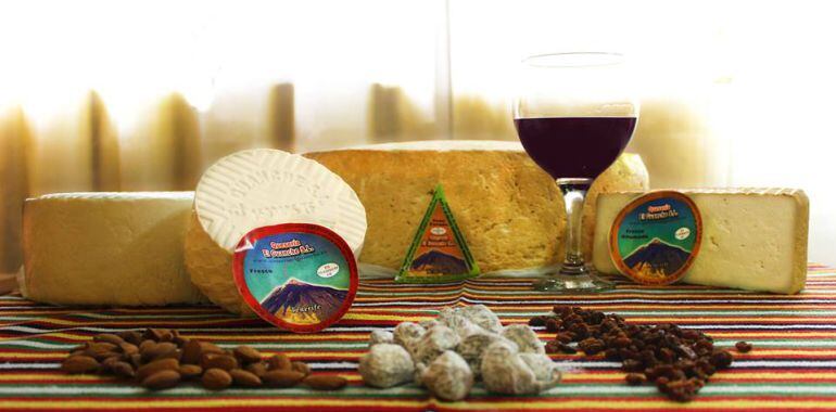 Imagen de los quesos de la Quesería El Guanche (Tenerife), galardonada con la medalla de oro en los World Cheese Awards 2015