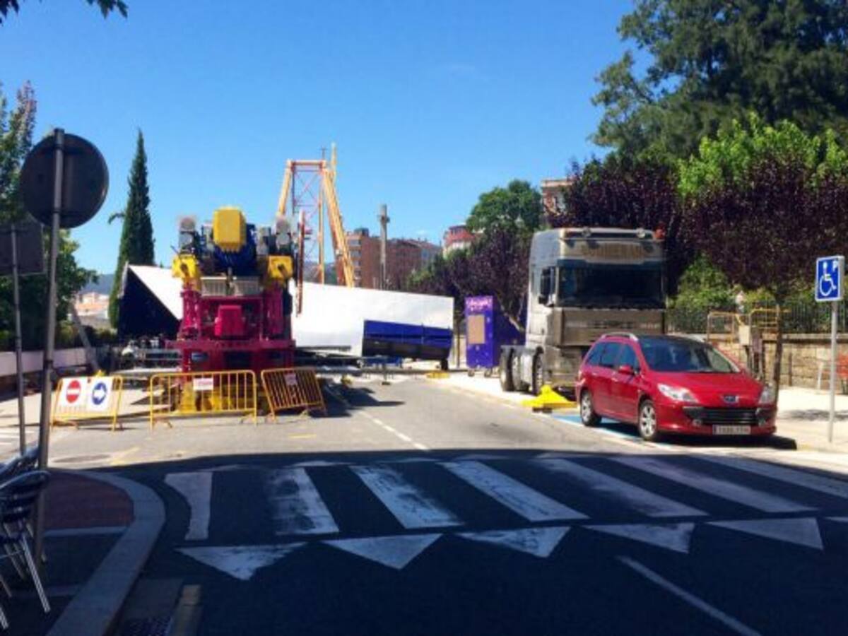 Situación normalizada en el tráfico en Pontevedra a pesar del corte de calles por las fiestas
