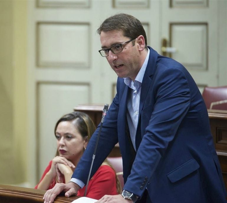 Iñaki Lavandera en el Parlamento