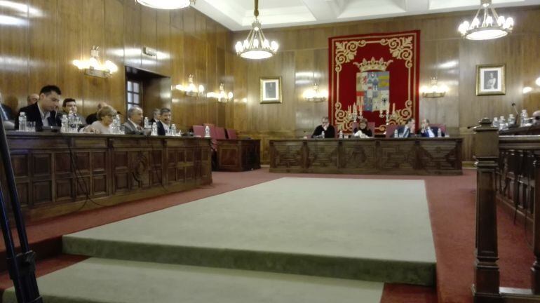 Pleno extraordinario en la Diputación Provincial en el que se ha aprobado programa transfronterizo hispano-luso de Interreg POCTEP