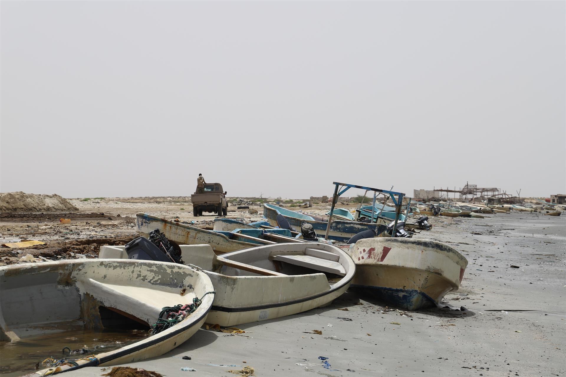 Imagen de archivo de barcos en una ciudad costera de Yemen. Europa Press.