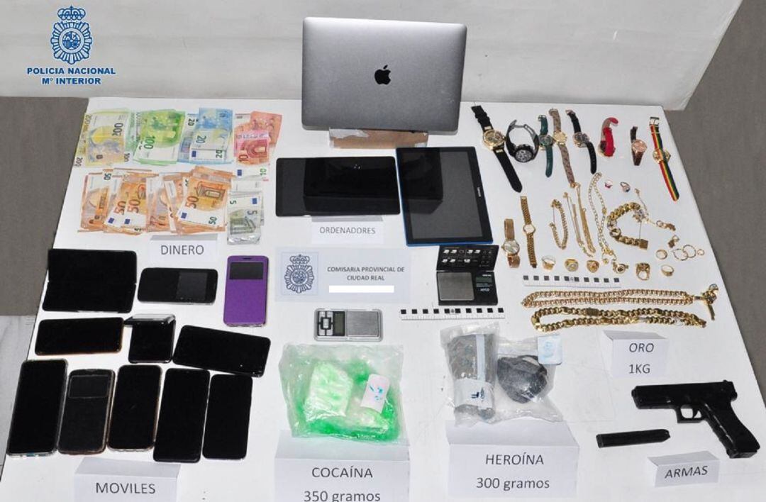 Material aprehendido por la Policía Nacional