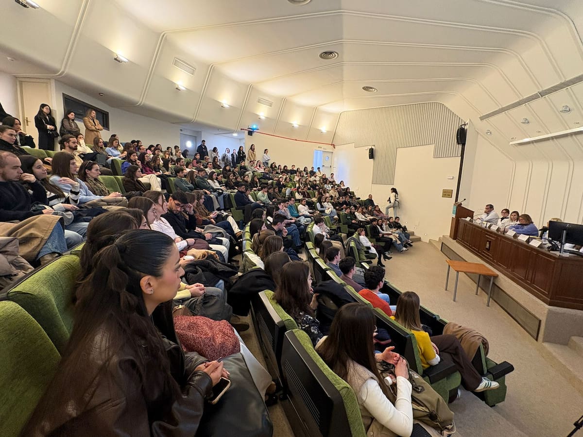 Los nuevos MIR eligen su hospital: así deciden dónde harán la residencia en Aragón