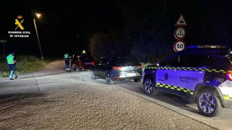 Intervención de la Guardia Civil en le polígono de la Zalia.