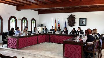 Canals avanza en protección contra la violencia de género