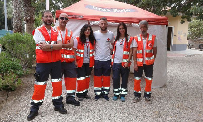 Miembros de Cruz Roja