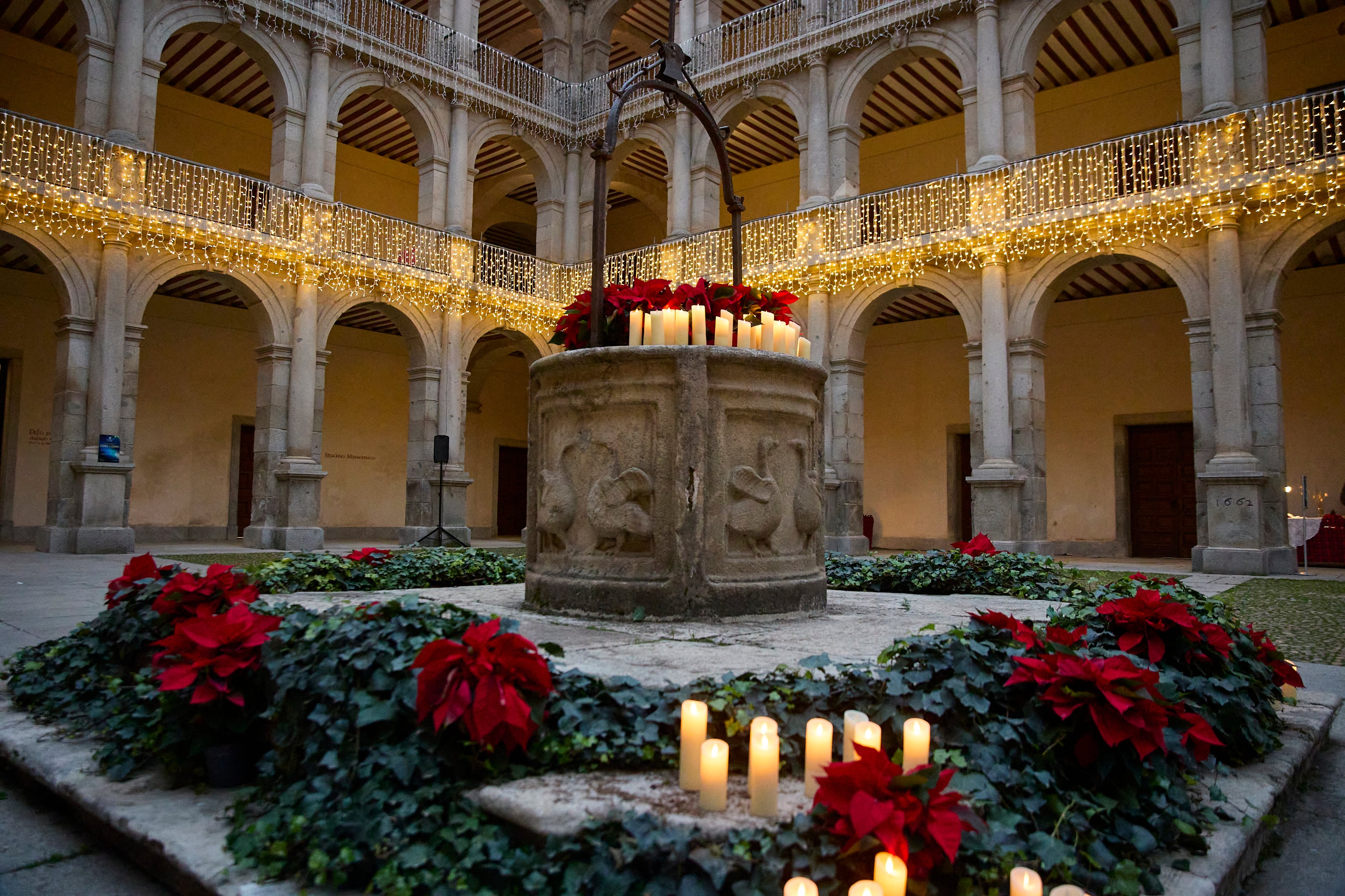 Inauguración Semana de las Luces, en Universidad de Alcalá Rectorado, a 10 de diciembre del 2024, en Alcalá de Henares