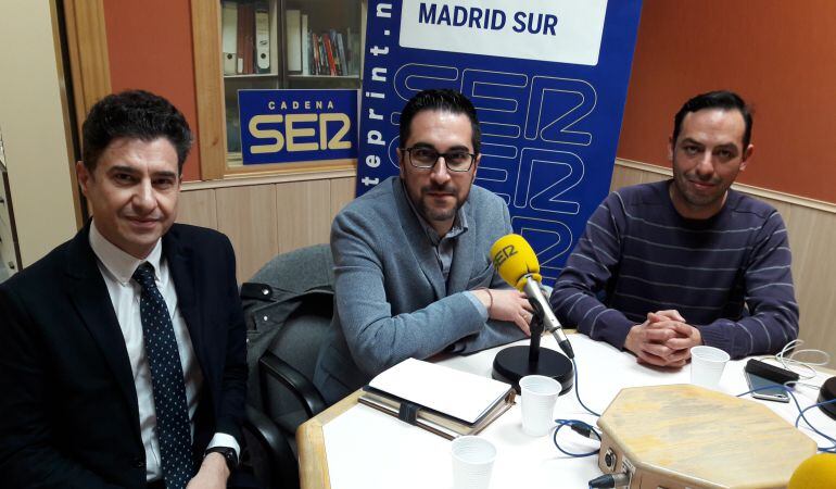 Rubén Bejarano, Diego Ortiz y José Manuel Zarzoso en los estudios de SER Madrid Sur