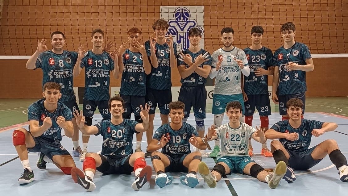 El Volei Villena Petrer plantó cara al equipo pepinero