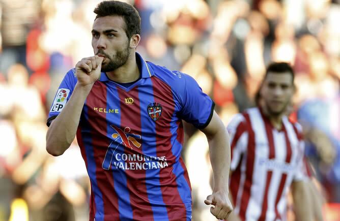 Iborra durante su primera etapa en el Levante