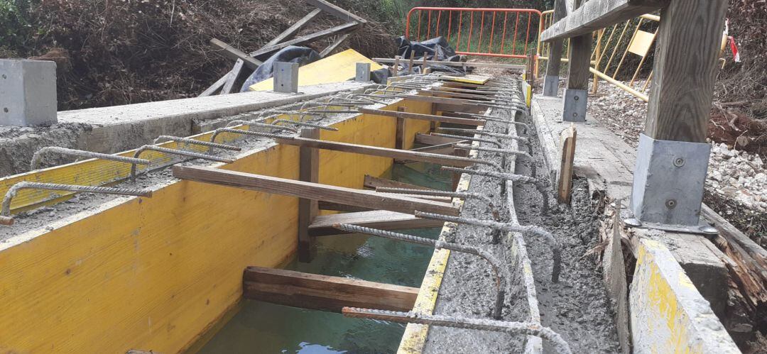 Obras de reparación del Canal de Bellús.