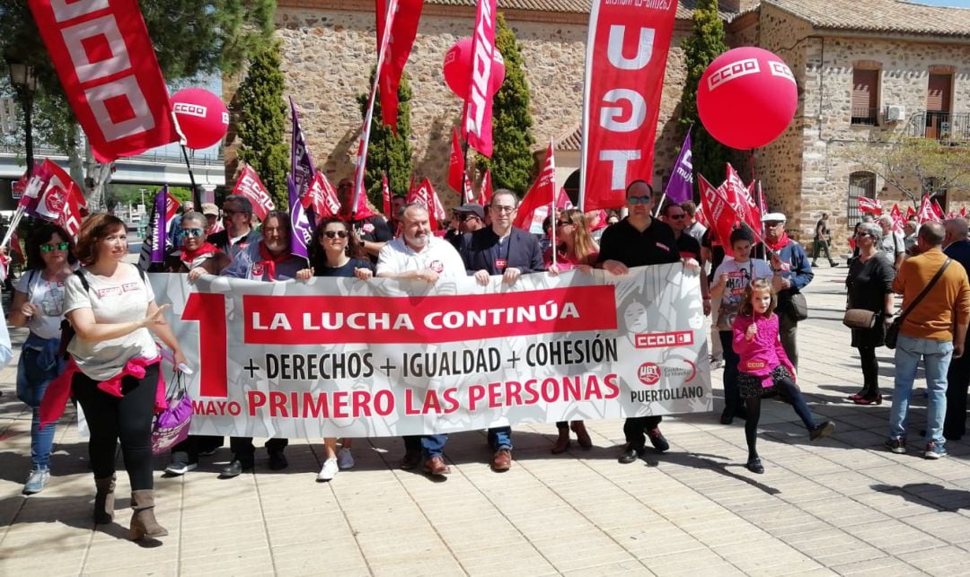 Los Secretarios Generales de UGT y CCOO en Castilla-La Mancha encabezando la celebración del Primero de mayo en Puertollano