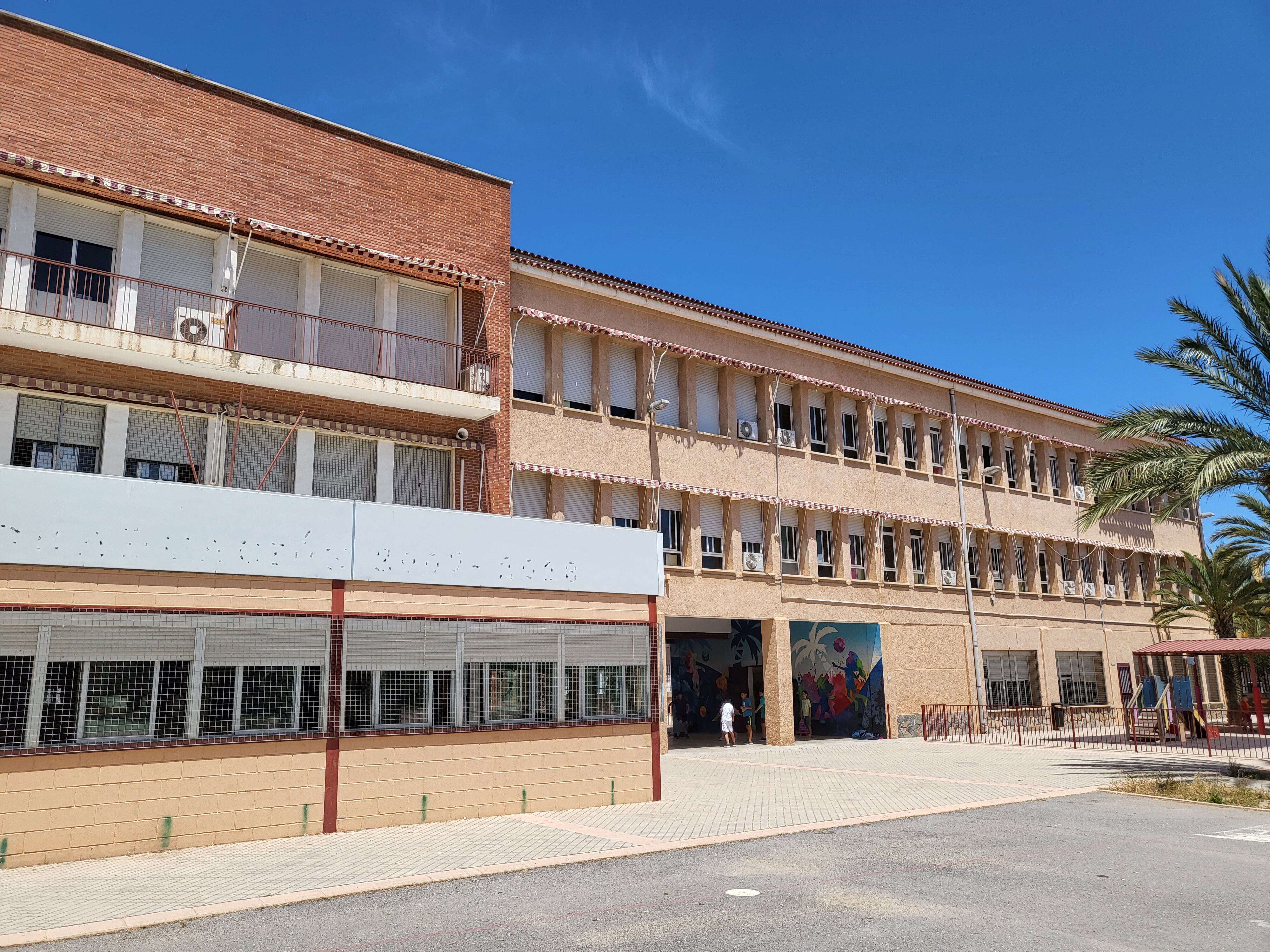 Imagen de la fachada del CEIP San Fernando