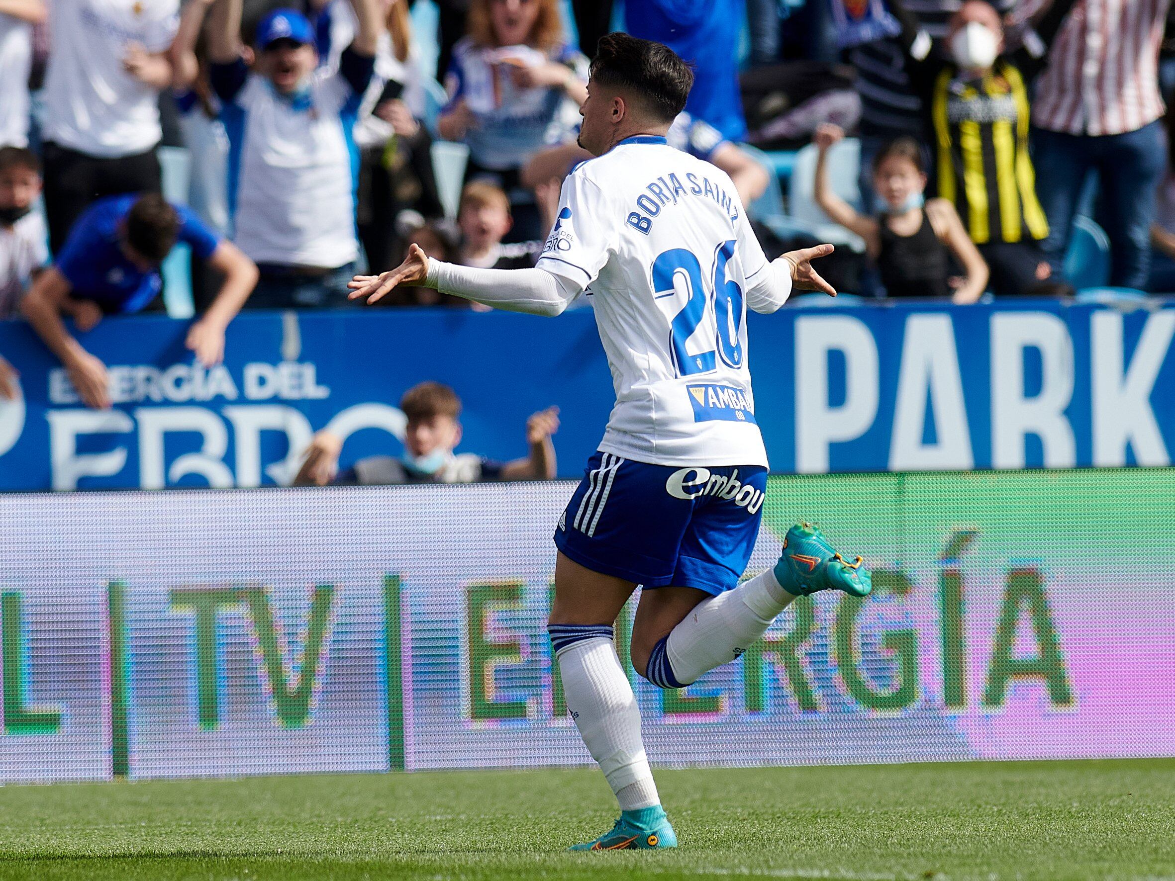 Borja Sainz celebra el gol marcado al Girona en La Romareda